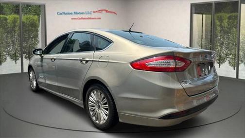 2016 Ford Fusion Hybrid SE
