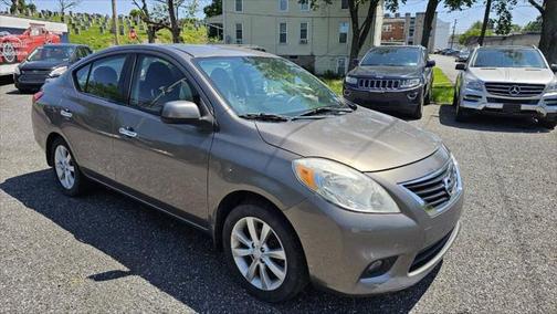 2014 Nissan Versa 1.6 SL