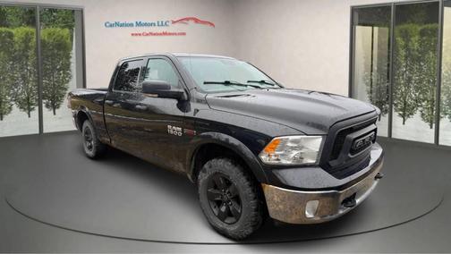 2016 RAM 1500 SLT