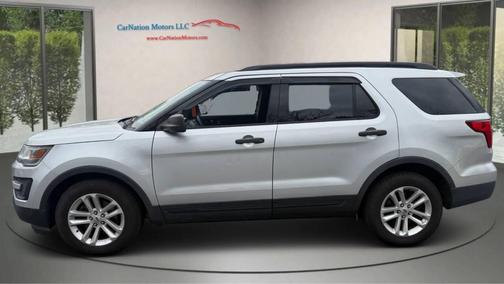 2017 Ford Explorer Base