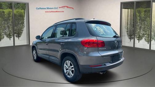 2015 Volkswagen Tiguan Auto S