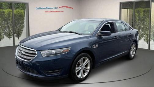 2017 Ford Taurus SEL