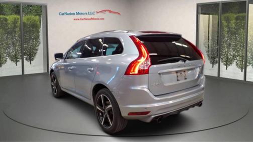 2015 Volvo XC60 T6 R-Design Platinum