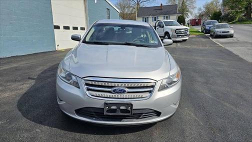 2010 Ford Taurus SEL