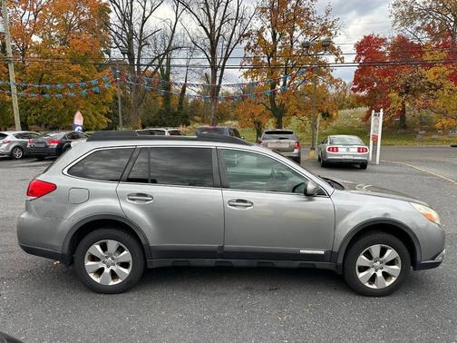 2011 Subaru Outback 2.5 i Premium