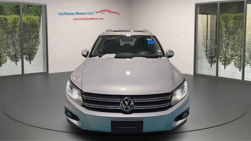2016 Volkswagen Tiguan SE