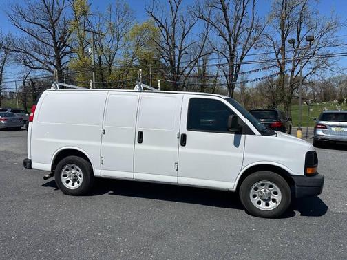 Summit White 2012 Chevrolet Express 1500 Work Van