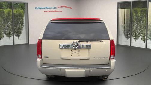 2012 Cadillac Escalade Luxury