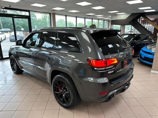 2020 Jeep Grand Cherokee SRT