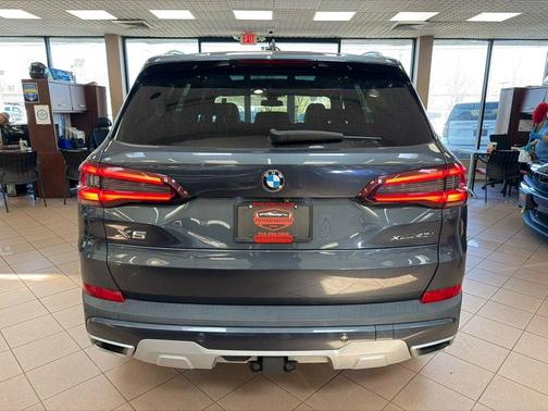 Arctic Grey Metallic 2022 BMW X5 xDrive40i