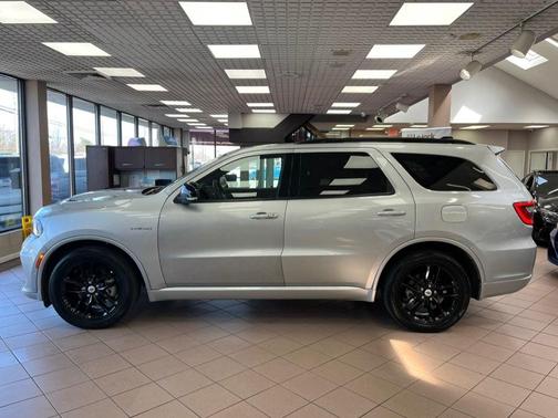 Triple Nickel 2025 Dodge Durango R/T plus AWD