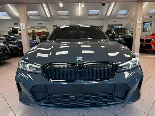 2023 BMW 330 i xDrive