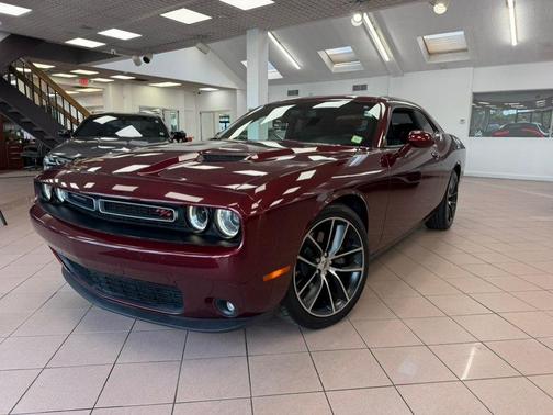 Red 2018 Dodge Challenger R/T
