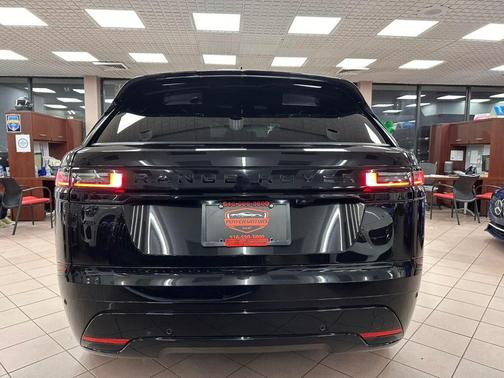 2025 Land Rover Range Rover Velar P250 Dynamic SE