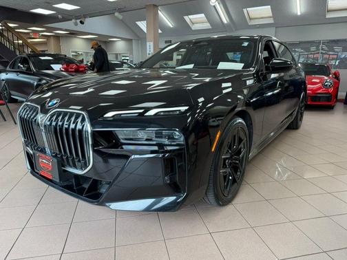 Black 2024 BMW 740 i xDrive