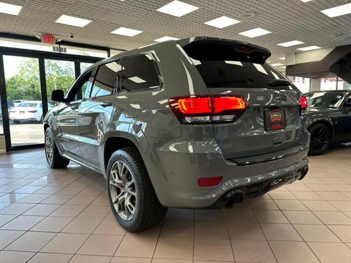 2020 Jeep Grand Cherokee SRT