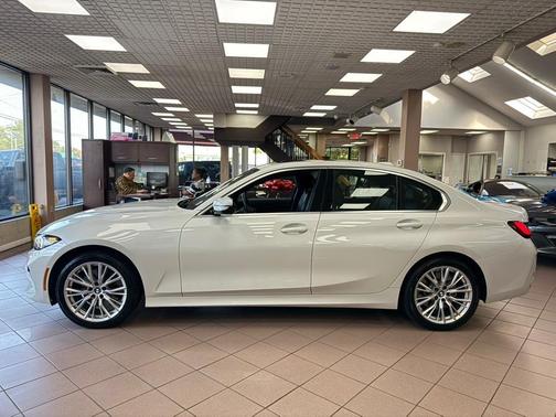 2024 BMW 330 i xDrive