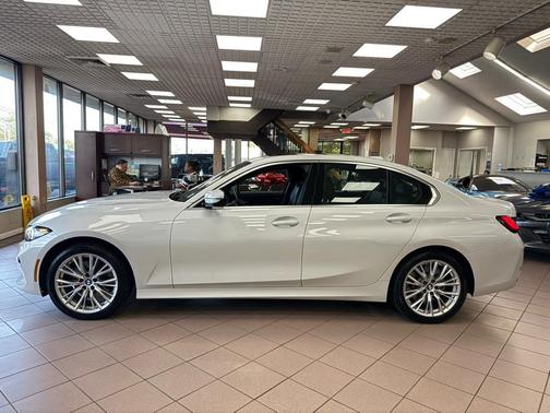 2024 BMW 330 i xDrive