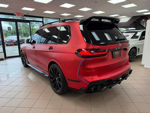 Carbon Black Metallic 2022 BMW X7 M50i