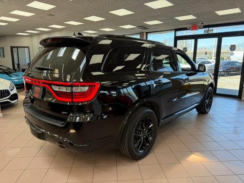 DB Black Clearcoat 2024 Dodge Durango GT Plus