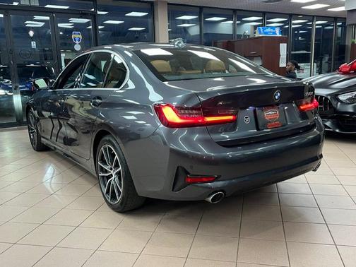 2022 BMW 330 i xDrive