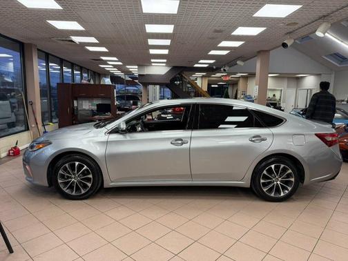 2018 Toyota Avalon XLE Premium