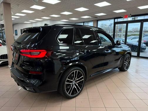Black Sapphire Metallic 2023 BMW X5 xDrive40i Sports Activity Vehicle