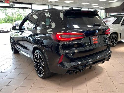 Black Sapphire Metallic 2020 BMW X5 M Base