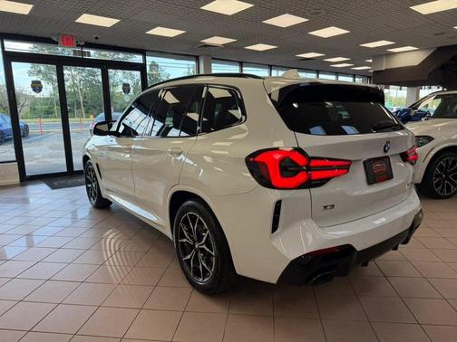 Alpine White 2022 BMW X3 M40i Sports Activity Vehicle