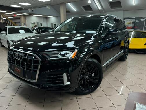 2022 Audi Q7 55 Premium Plus
