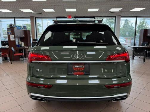 Green 2024 Audi Q5 45 S line Premium Plus