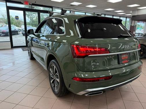 Green 2024 Audi Q5 45 S line Premium Plus