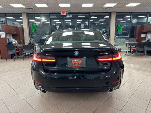 2025 BMW 330 330i xDrive Sedan