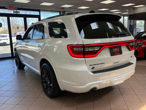 White Knuckle Clearcoat 2023 Dodge Durango GT Plus
