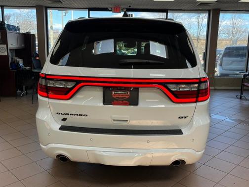 White Knuckle Clearcoat 2023 Dodge Durango GT Plus