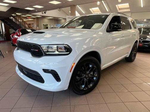 White Knuckle Clearcoat 2023 Dodge Durango GT Plus