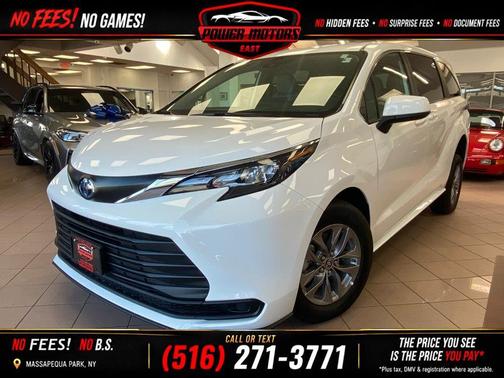Ice Cap 2025 Toyota Sienna LE