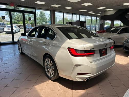 2024 BMW 330 330i xDrive Sedan