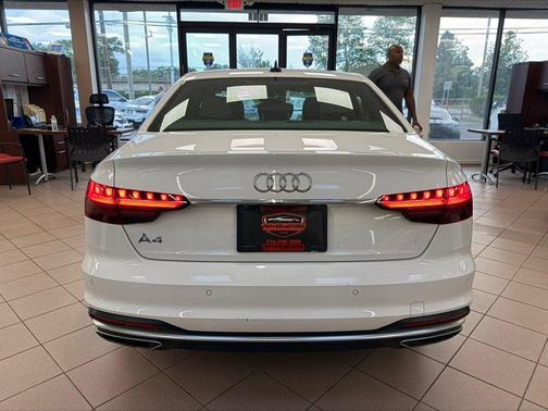 Glacier White Metallic 2024 Audi A4 45 S line Premium Plus