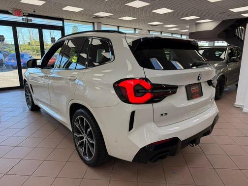 Alpine White 2022 BMW X3 M40i