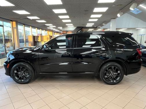 DB Black Clearcoat 2022 Dodge Durango GT Plus