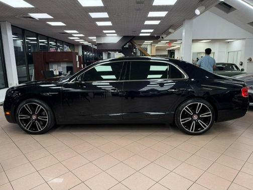 Black 2016 Bentley Flying Spur 4dr Sdn V8