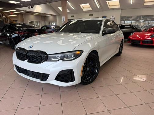 Mineral White Metallic 2022 BMW M340 i xDrive