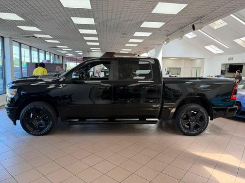 Diamond Black Crystal Pearlcoat 2022 RAM 1500 Rebel