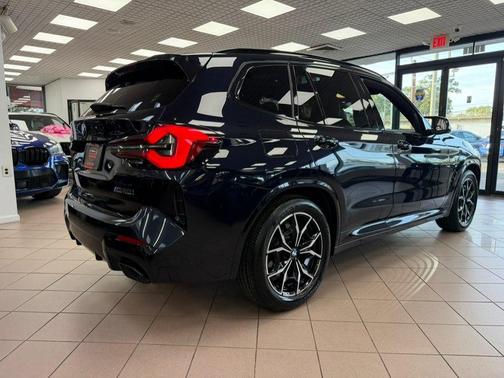 Carbon Black Metallic 2024 BMW X3 M40i