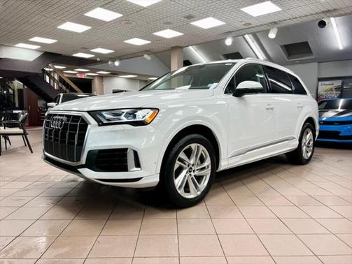 2021 Audi Q7 55 Premium Plus