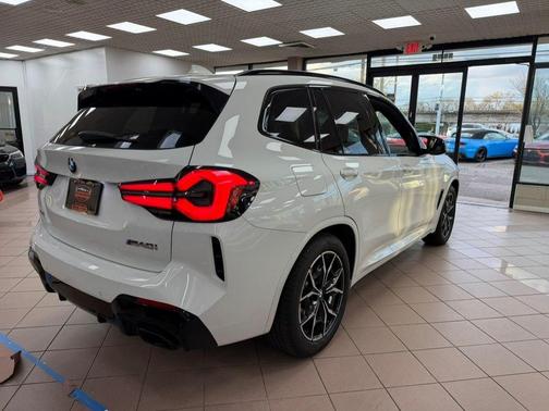 Mineral White Metallic 2023 BMW X3 M40i Sports Activity Vehicle