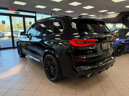 Black Sapphire Metallic 2022 BMW X5 xDrive40i
