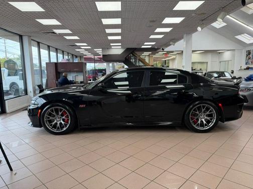 Black 2015 Dodge Charger SRT 392