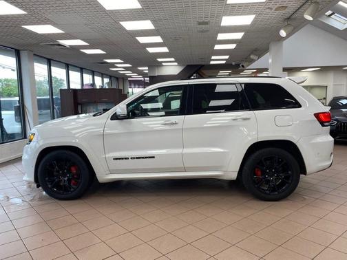 Bright White Clearcoat 2021 Jeep Grand Cherokee SRT